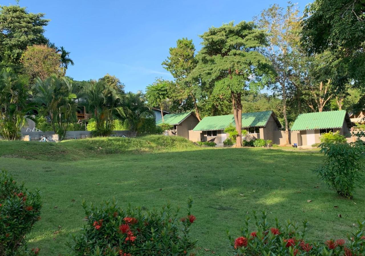 Siam Flora Resort Ko Lanta Kültér fotó