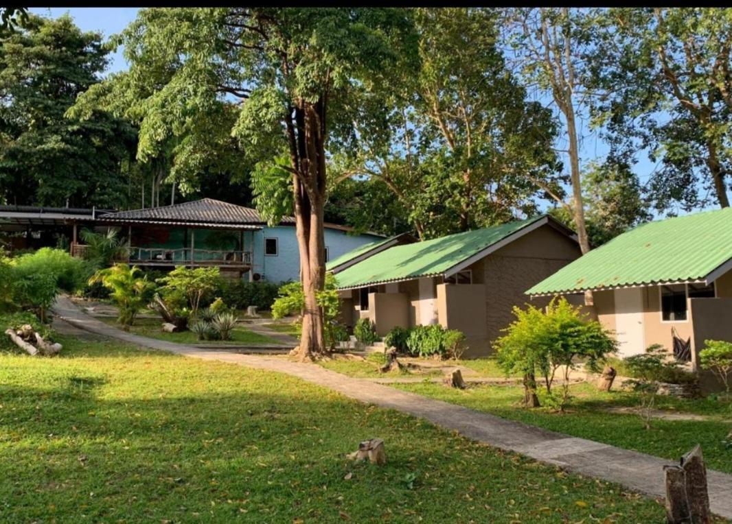 Siam Flora Resort Ko Lanta Szoba fotó