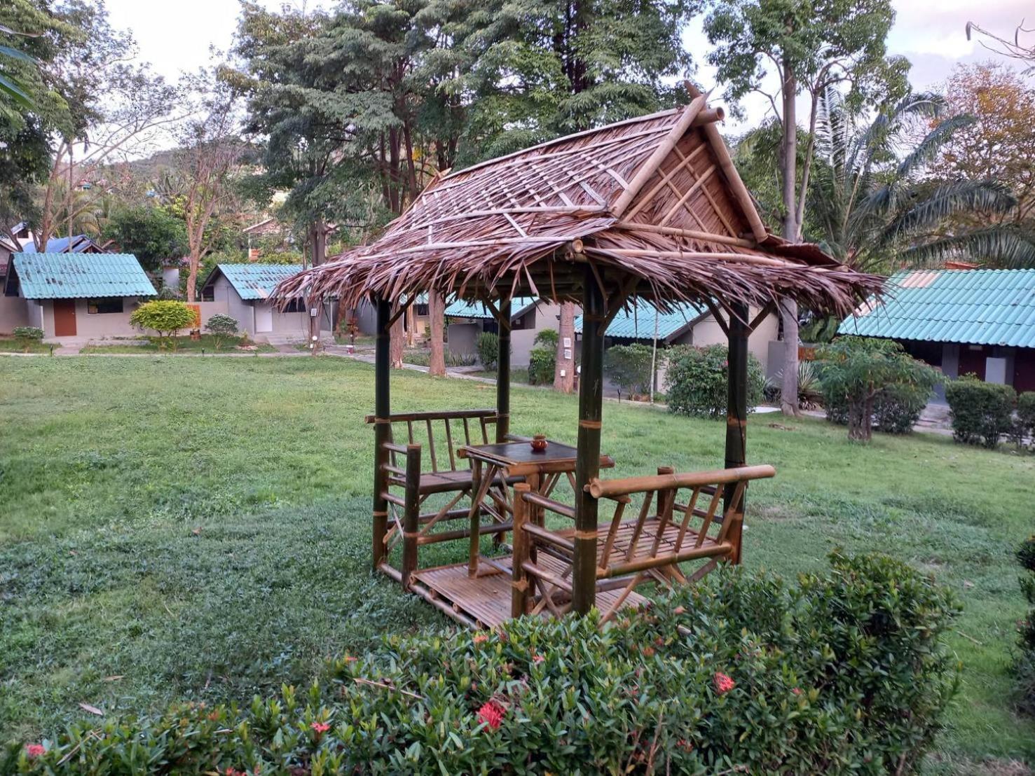Siam Flora Resort Ko Lanta Kültér fotó
